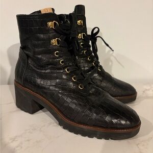 Ron White Black Croc-Embossed Lace-Up Boots